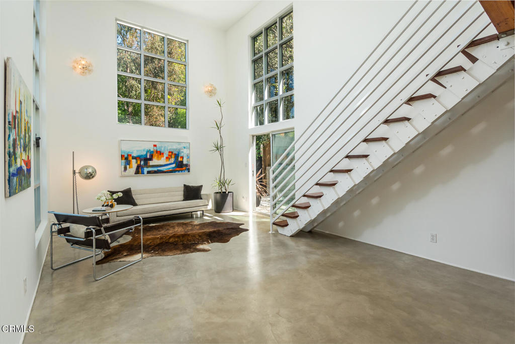 4520 San Andreas Avenue