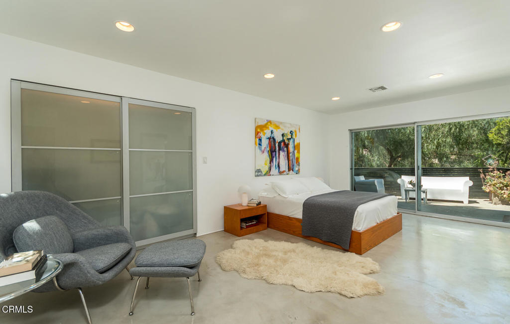 4520 San Andreas Avenue