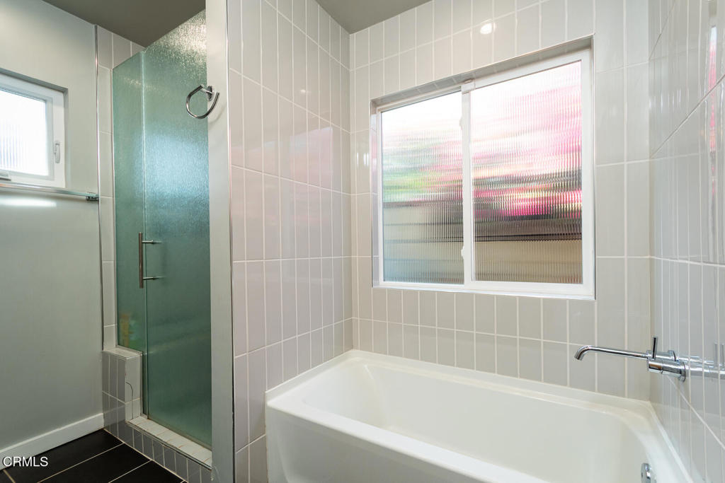 17402 Cohasset Street