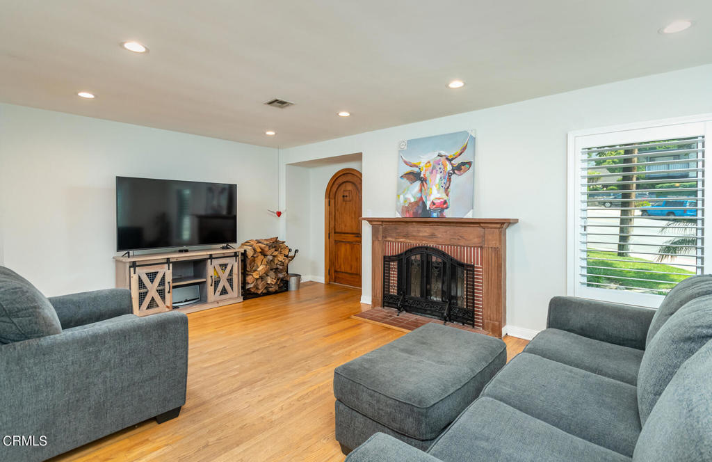 3400 Prospect Avenue