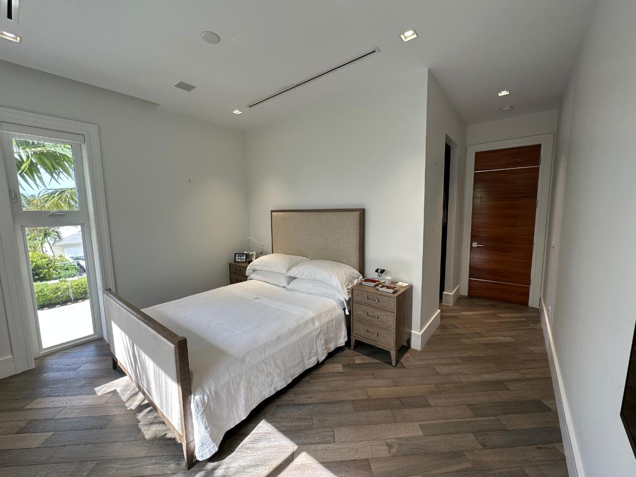 THIRTY SIX Paradise Island | Residence 101