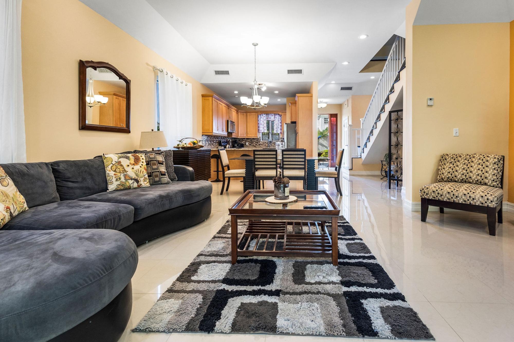 4 DUNMORE CT SOUTH OCEAN