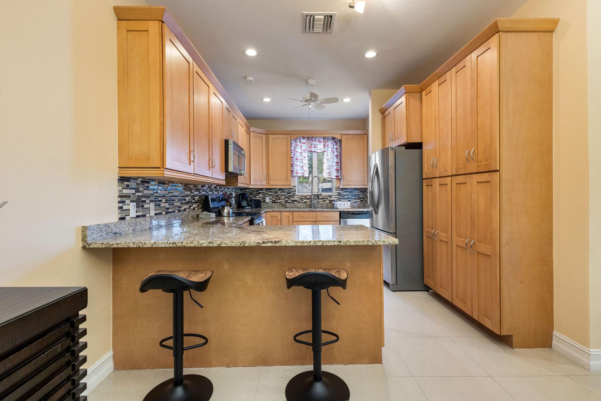 4 DUNMORE CT SOUTH OCEAN