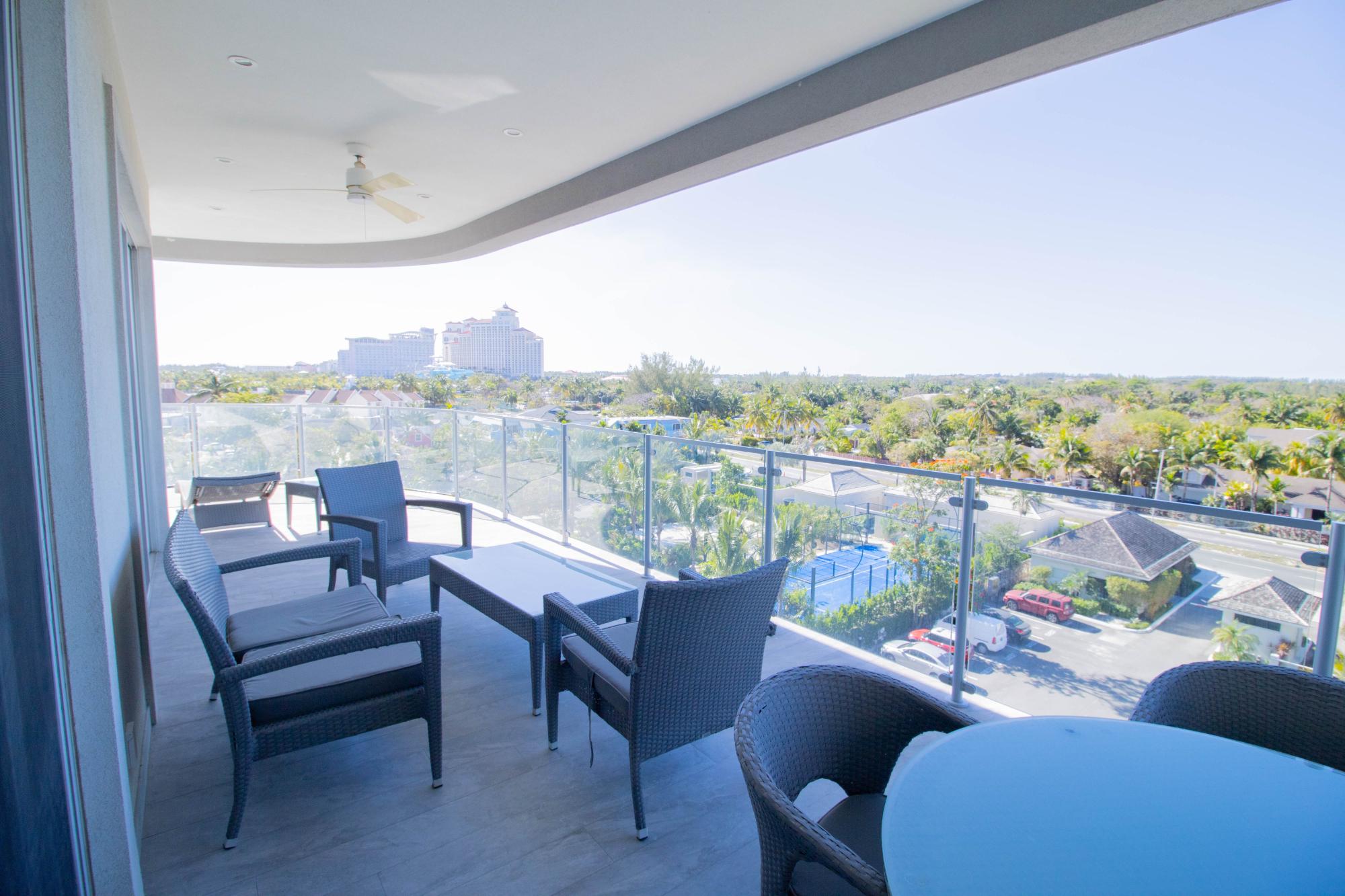 ONE CABLE BEACH Unit: 403