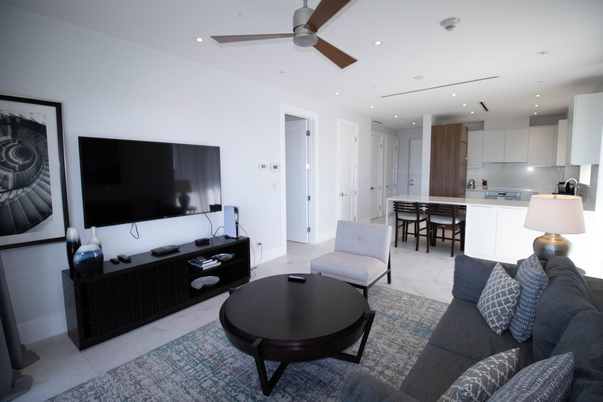ONE CABLE BEACH Unit: 403