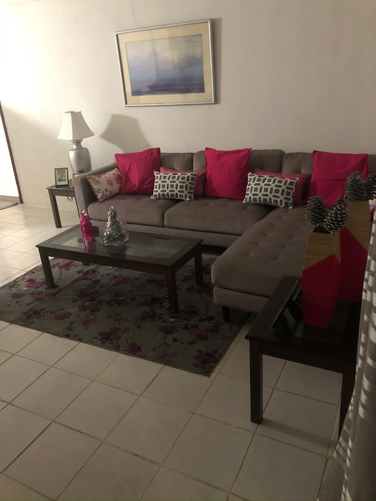 BAMBOO STREET Unit: 1