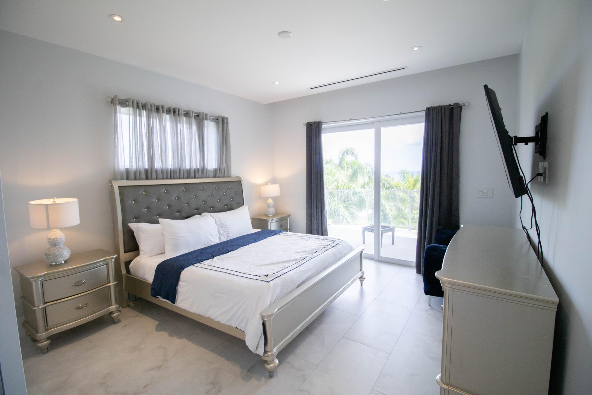 300 ONE CABLE BEACH RENT