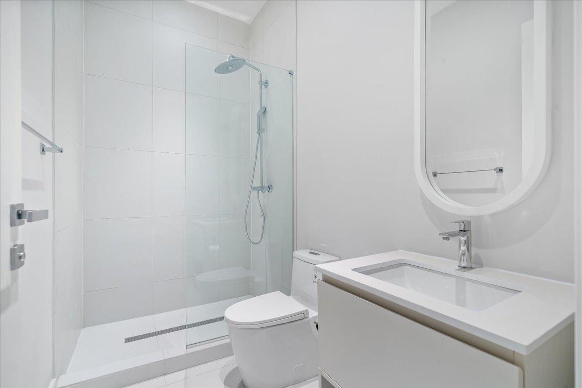 West End LOVE BEACH Unit: D5