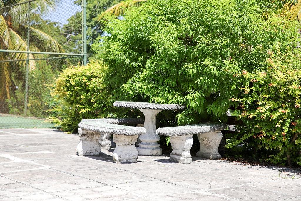 4-5 EASTERN BONNIE LANE