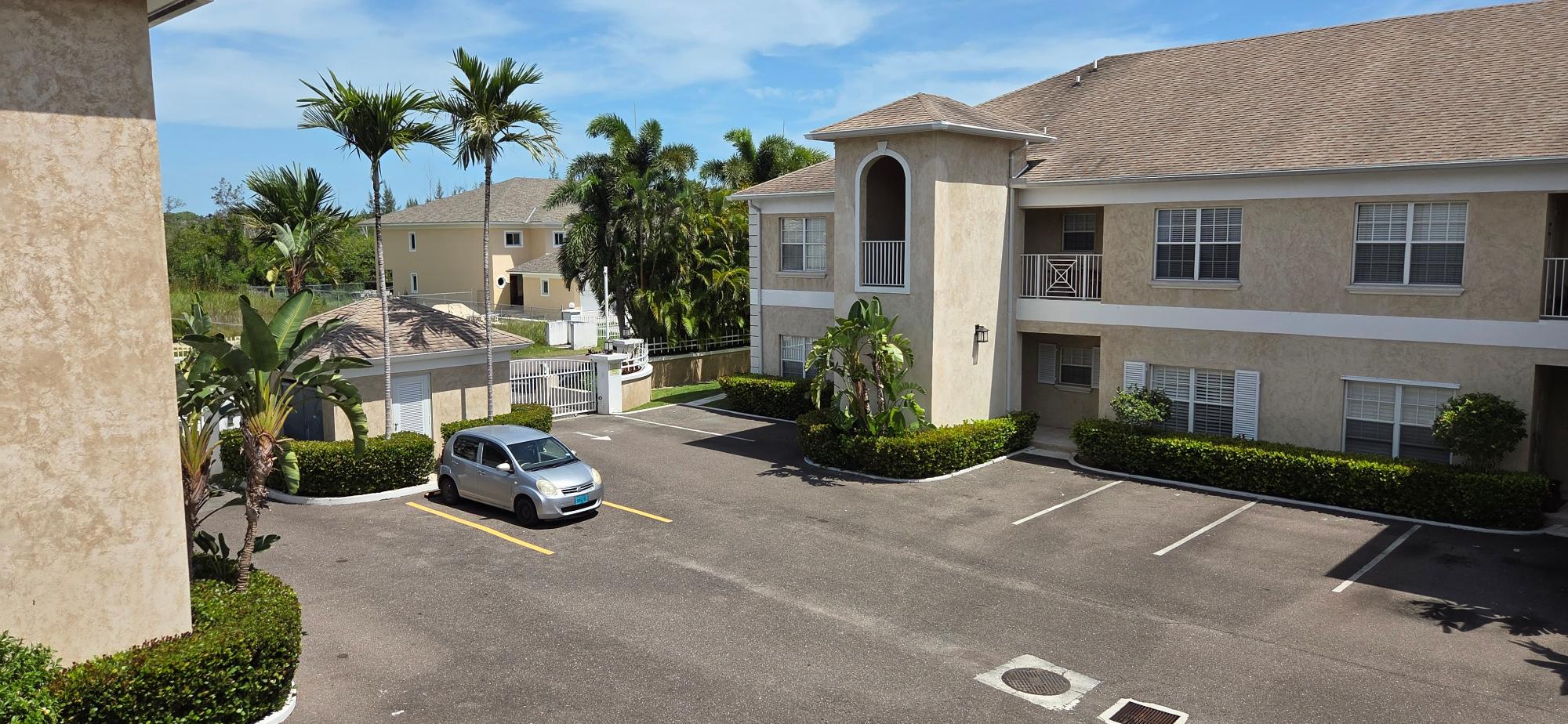 HAMPTON RIDGE Unit: 202