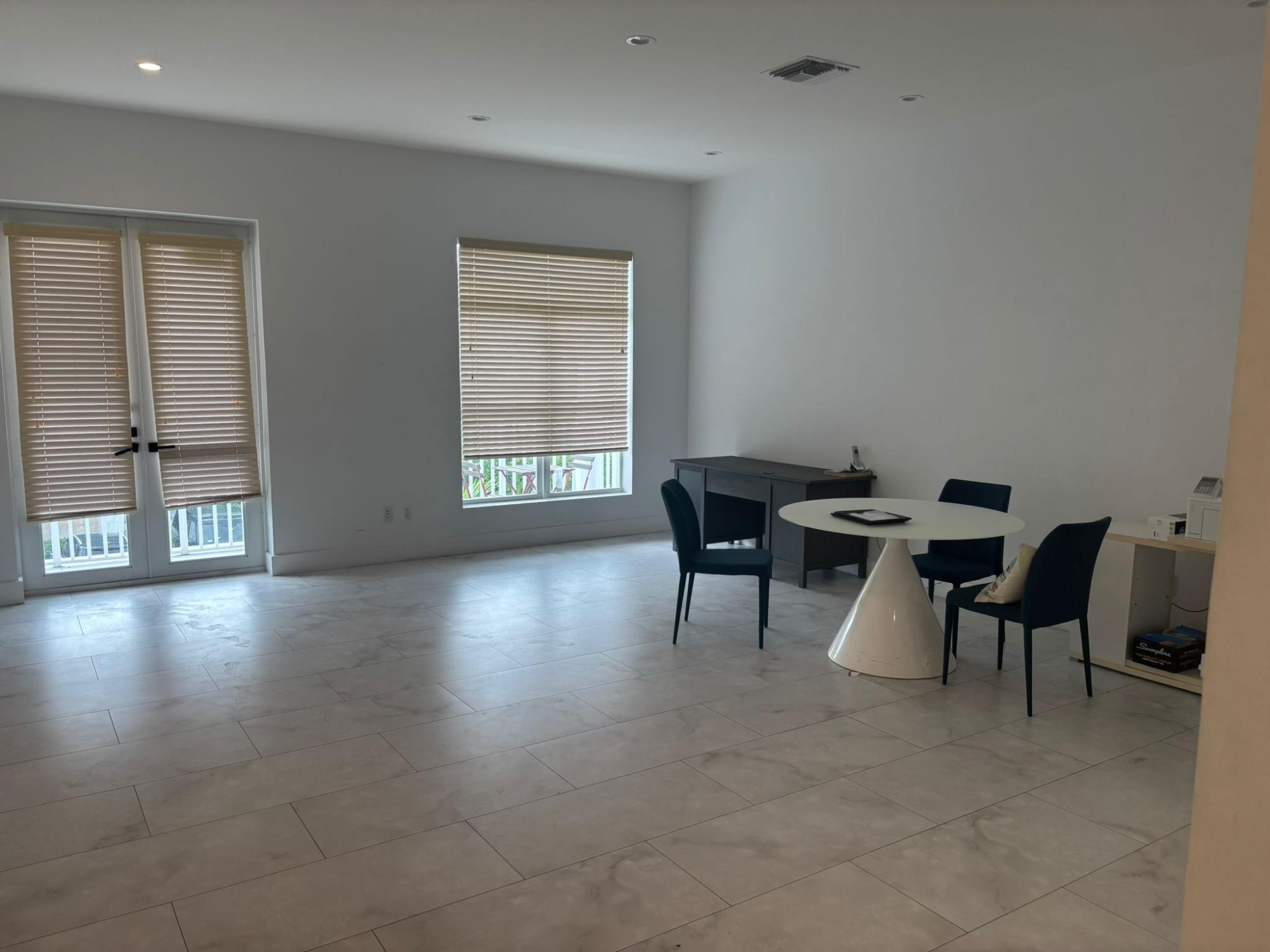 BALMORAL CORPORATE CENTER Unit: Unit C