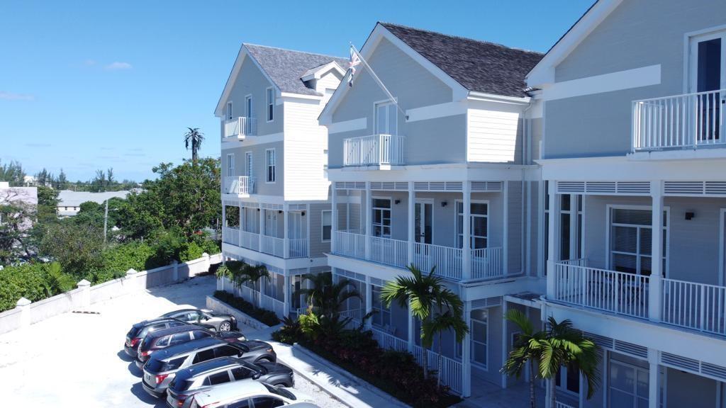 BALMORAL CORPORATE CENTER Unit: Unit C