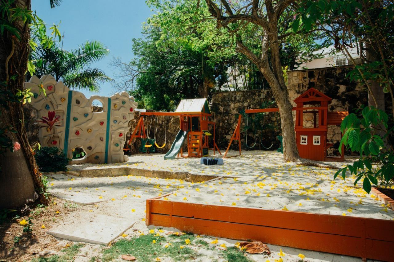 |THE BALMORAL Unit: F-15