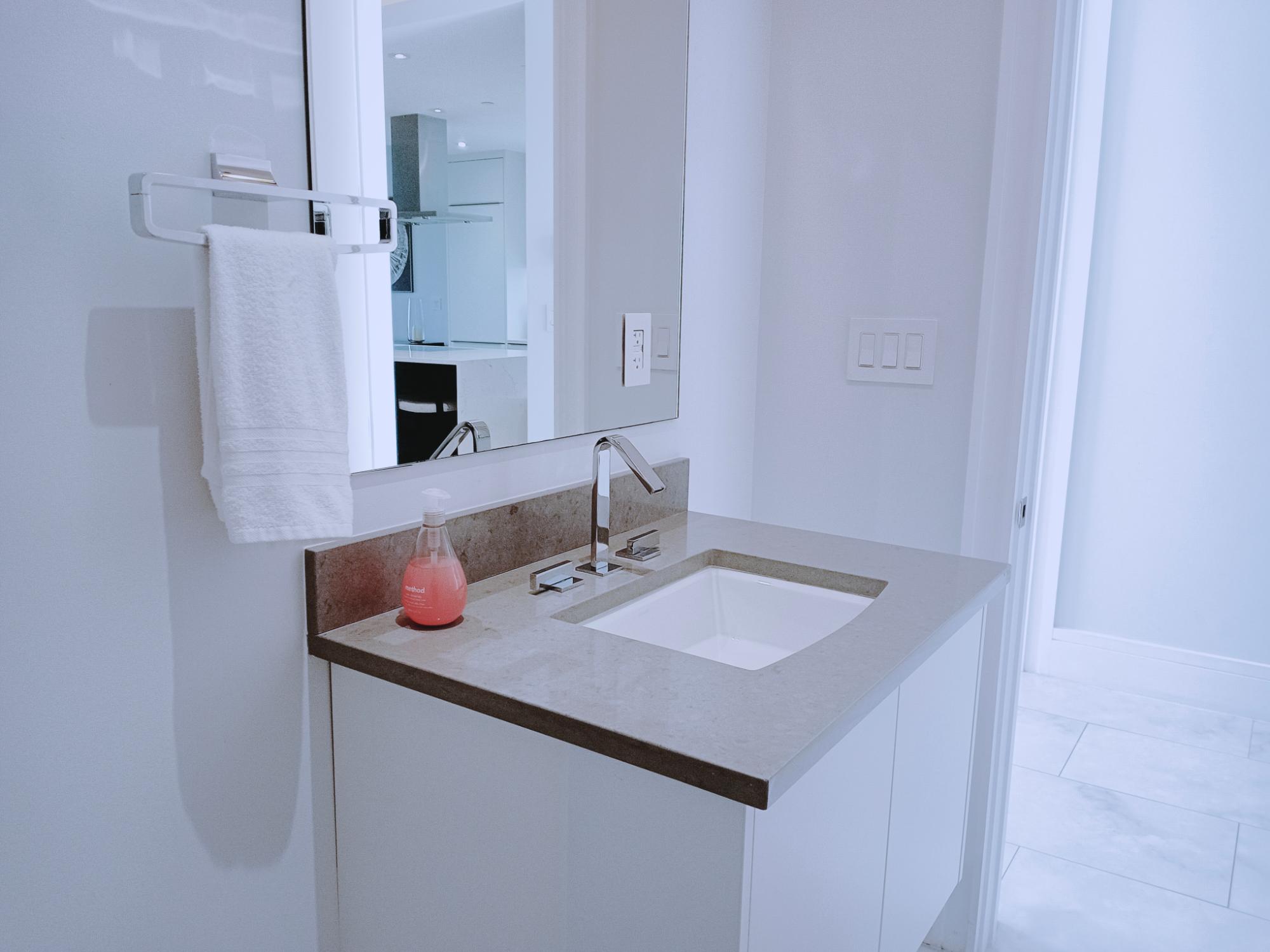 ONE CABLE BEACH Unit: 500