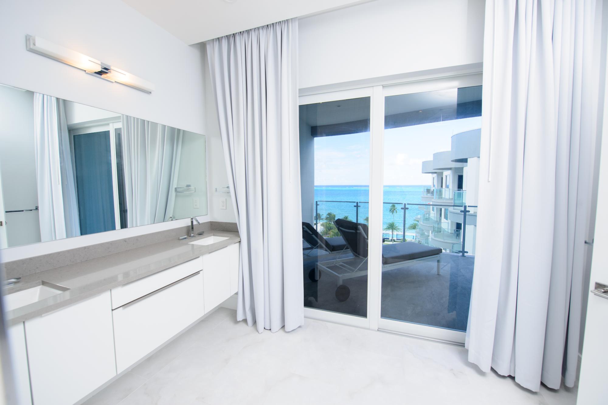ONE CABLE BEACH Unit: 500