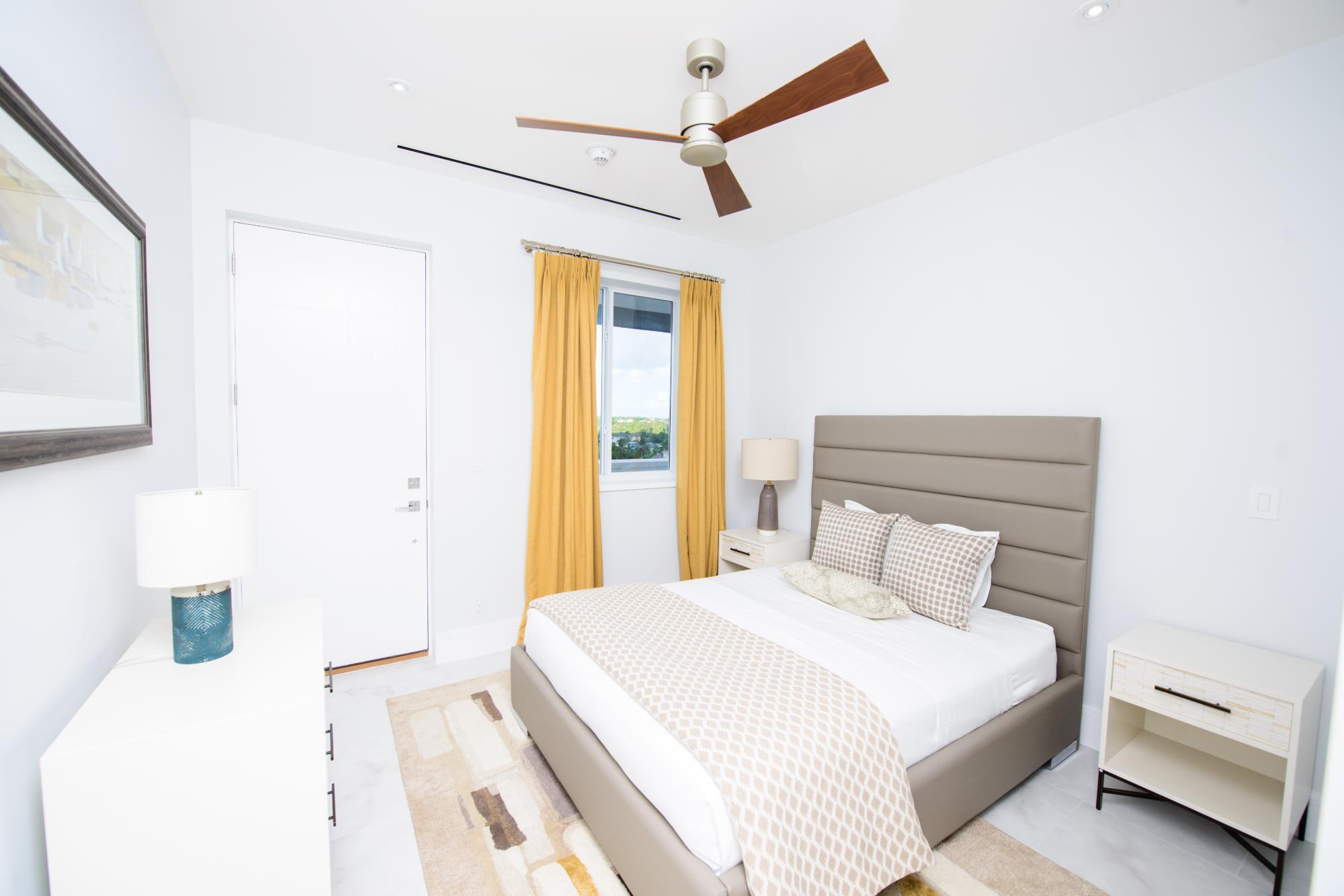 ONE CABLE BEACH Unit: 500