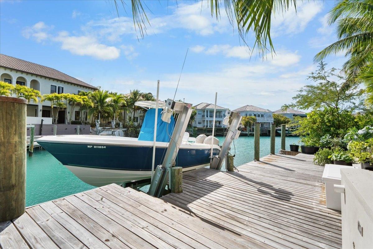 Montague OLD FORT BAY Unit: 18