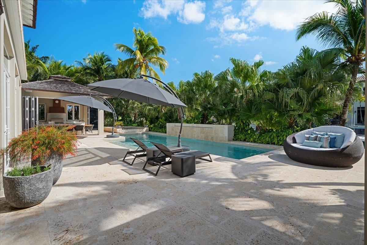 Montague OLD FORT BAY Unit: 18