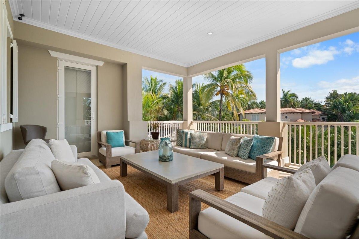 Montague OLD FORT BAY Unit: 18