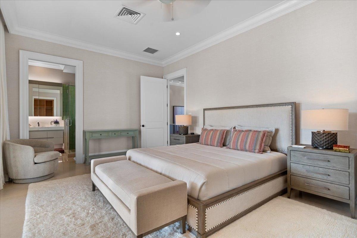 Montague OLD FORT BAY Unit: 18