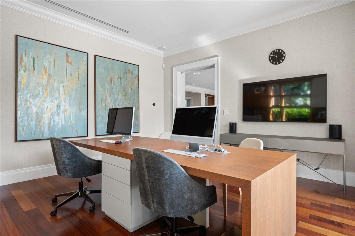 Montague OLD FORT BAY Unit: 18