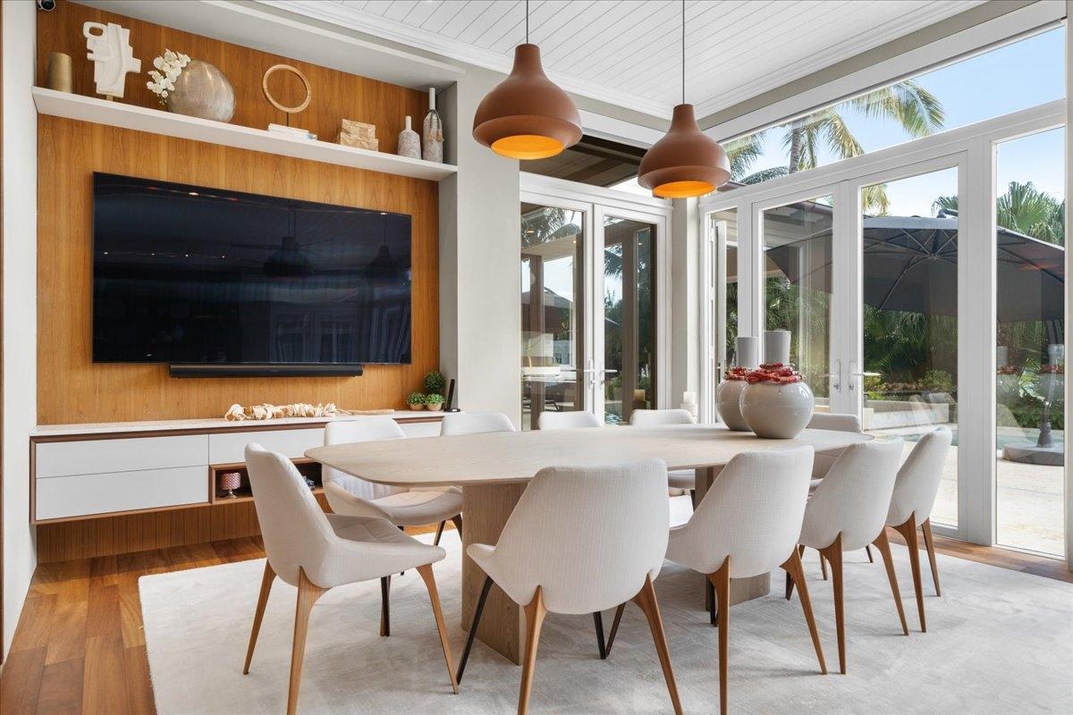 Montague OLD FORT BAY Unit: 18