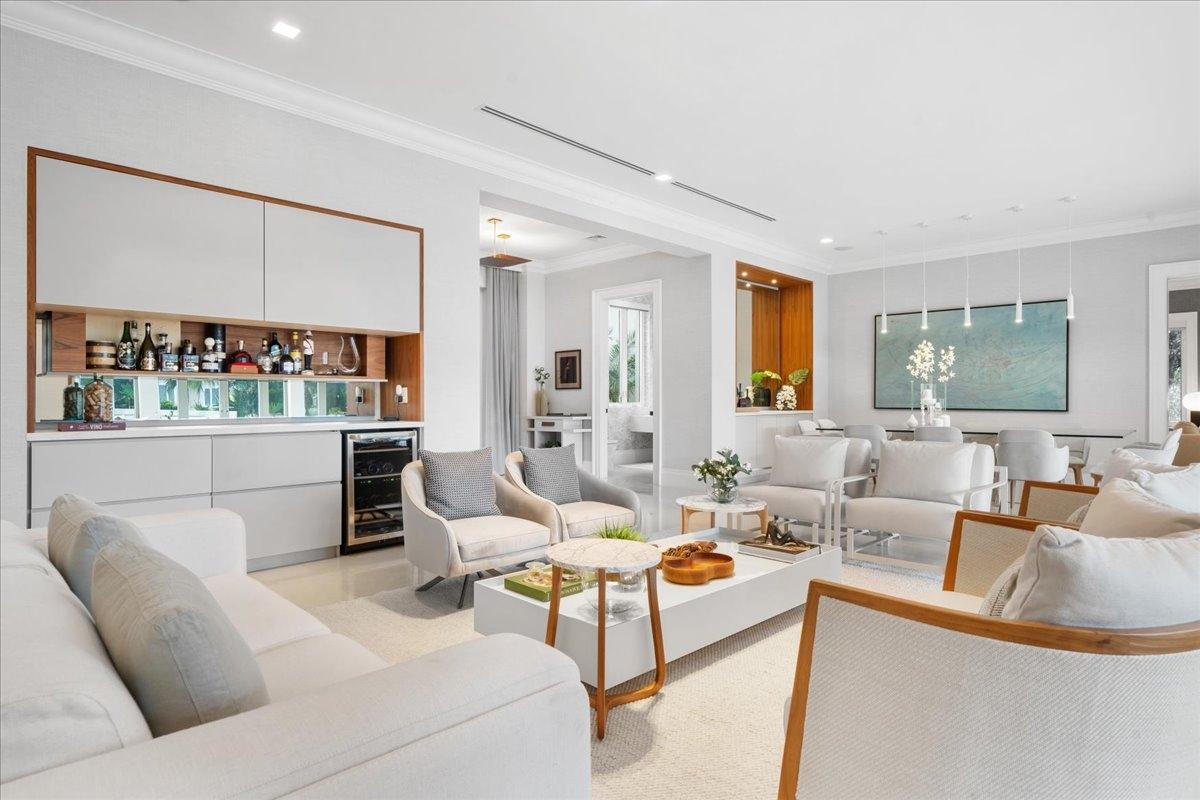 Montague OLD FORT BAY Unit: 18