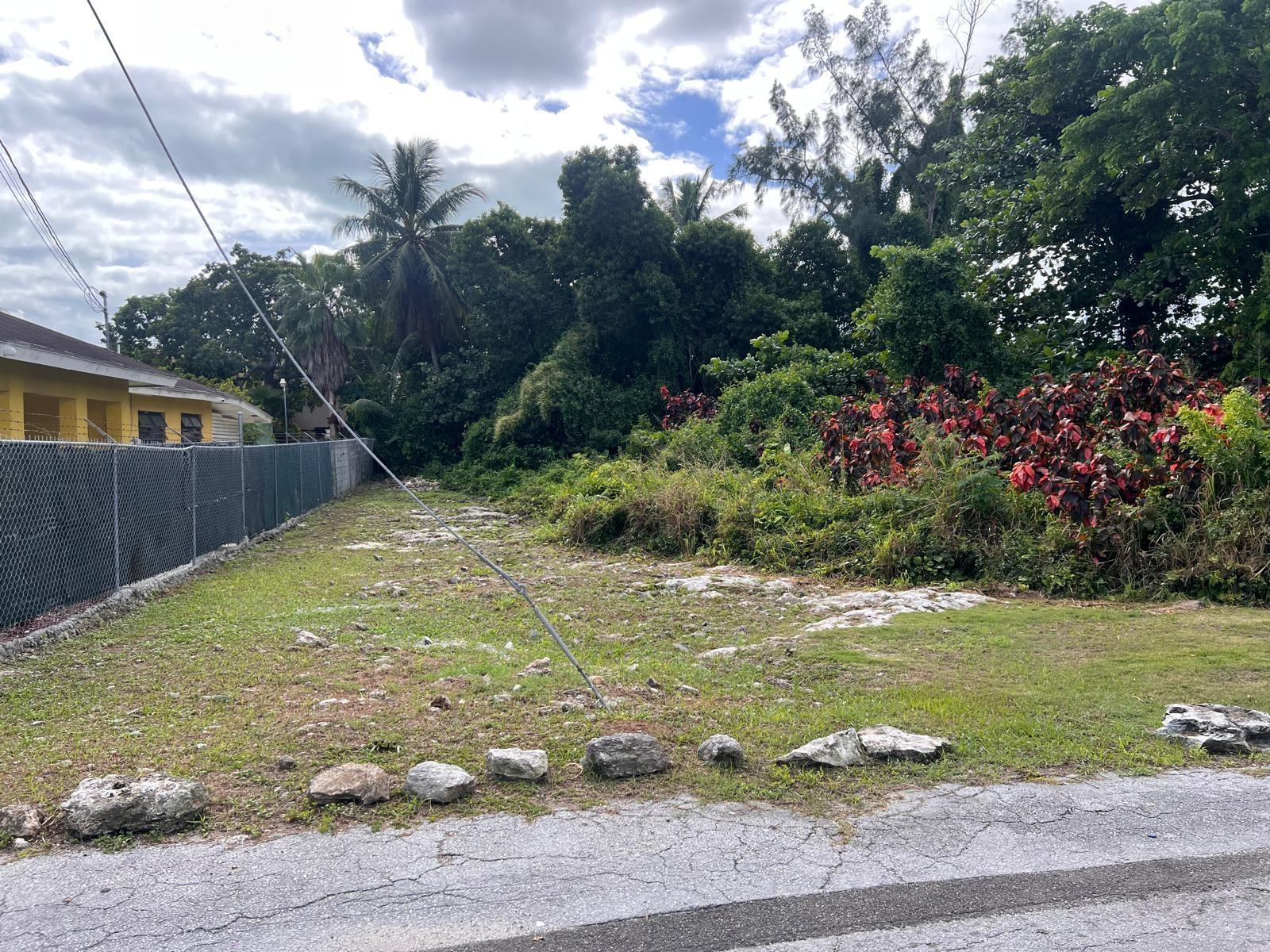 GLENISTON GARDENS Unit: 12