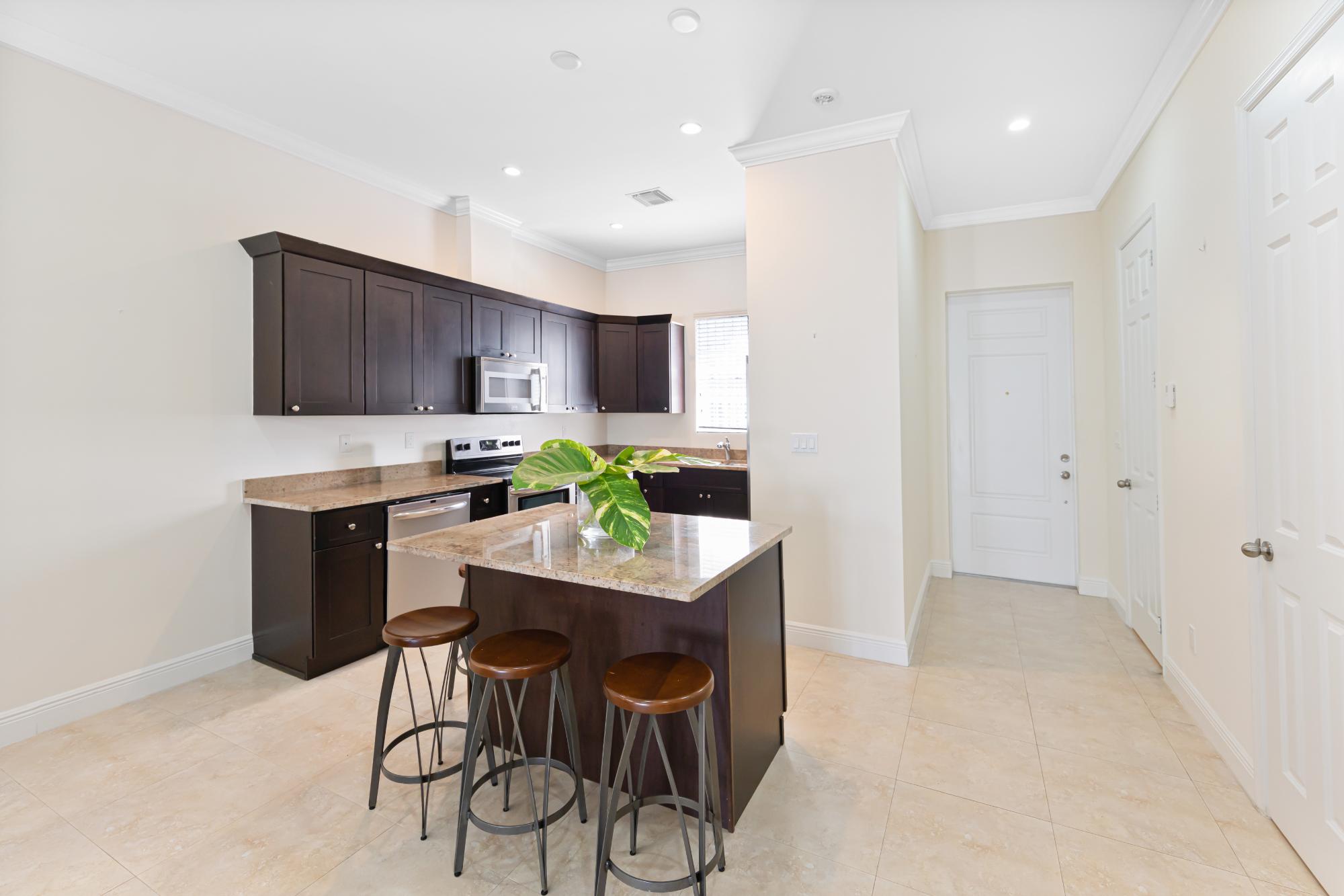 Balmoral SANDFORD DRIVE Unit: MJ-115