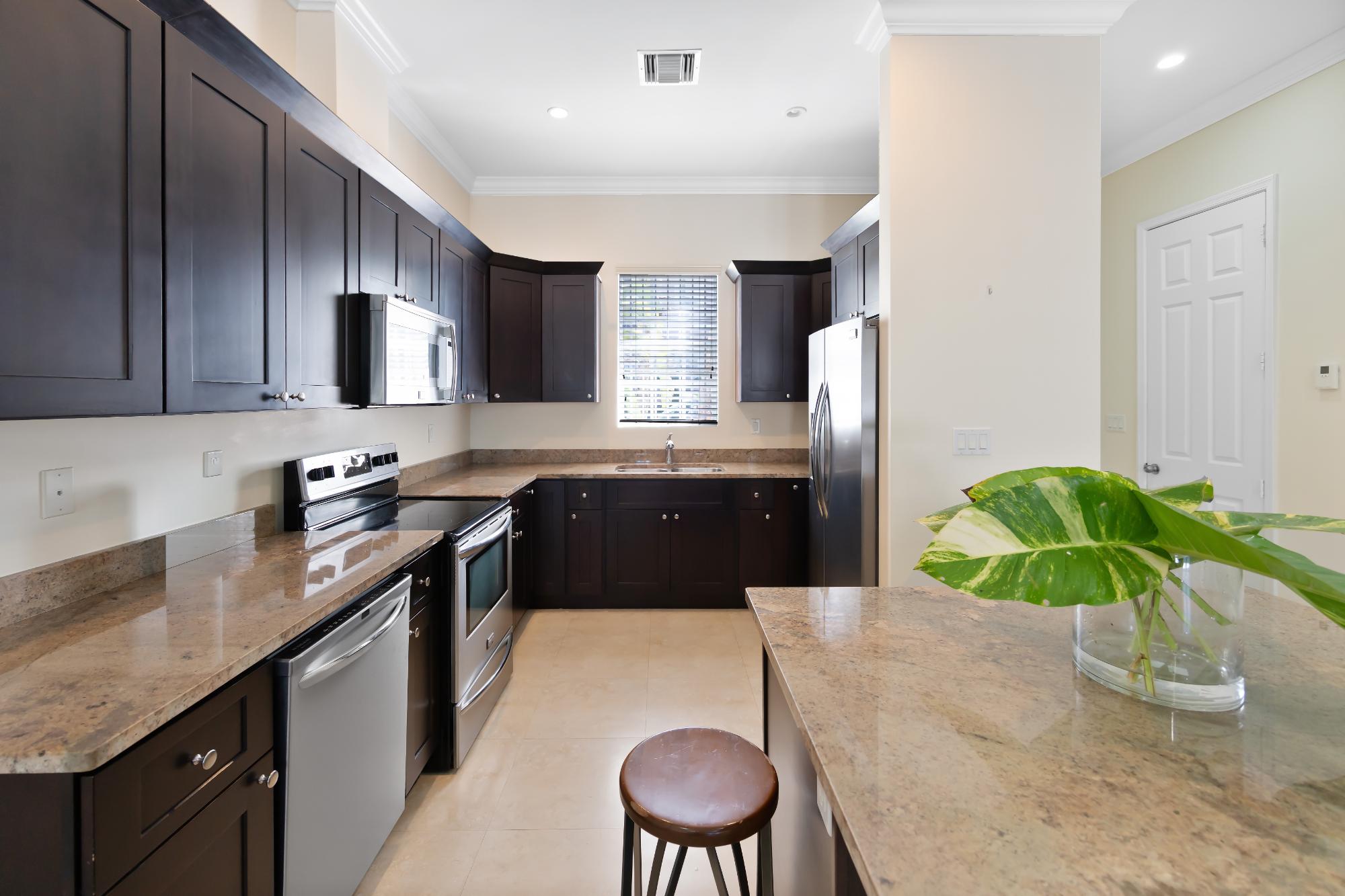 Balmoral SANDFORD DRIVE Unit: MJ-115