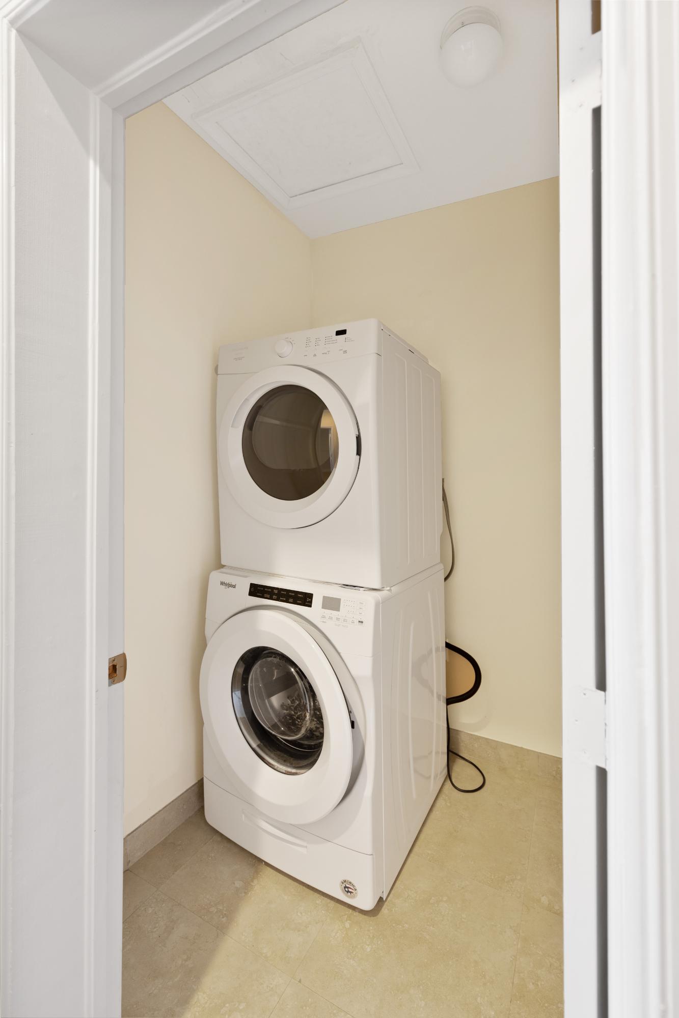 Balmoral SANDFORD DRIVE Unit: MJ-115