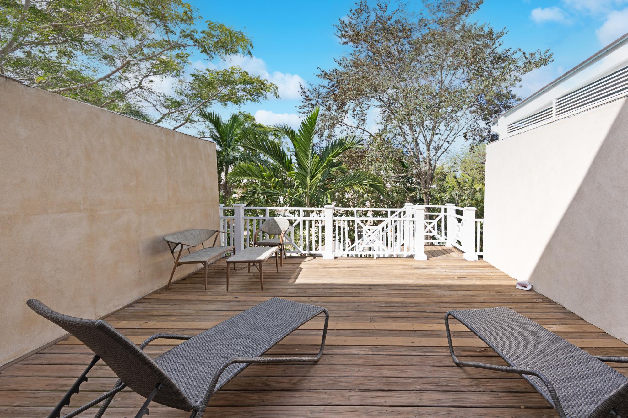 Balmoral SANDFORD DRIVE Unit: MJ-115