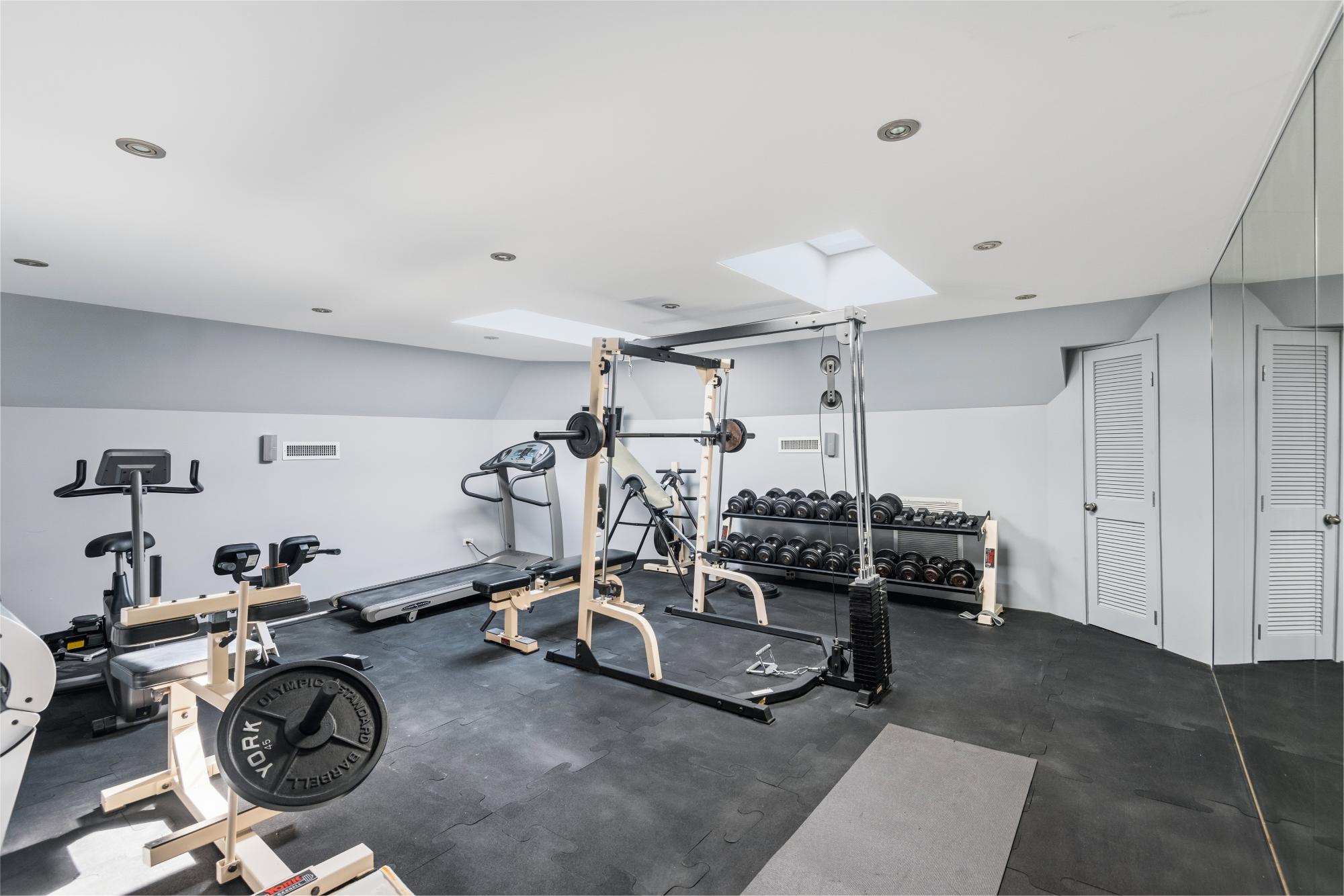 Yolanda PARADISE ISLAND Unit: 5