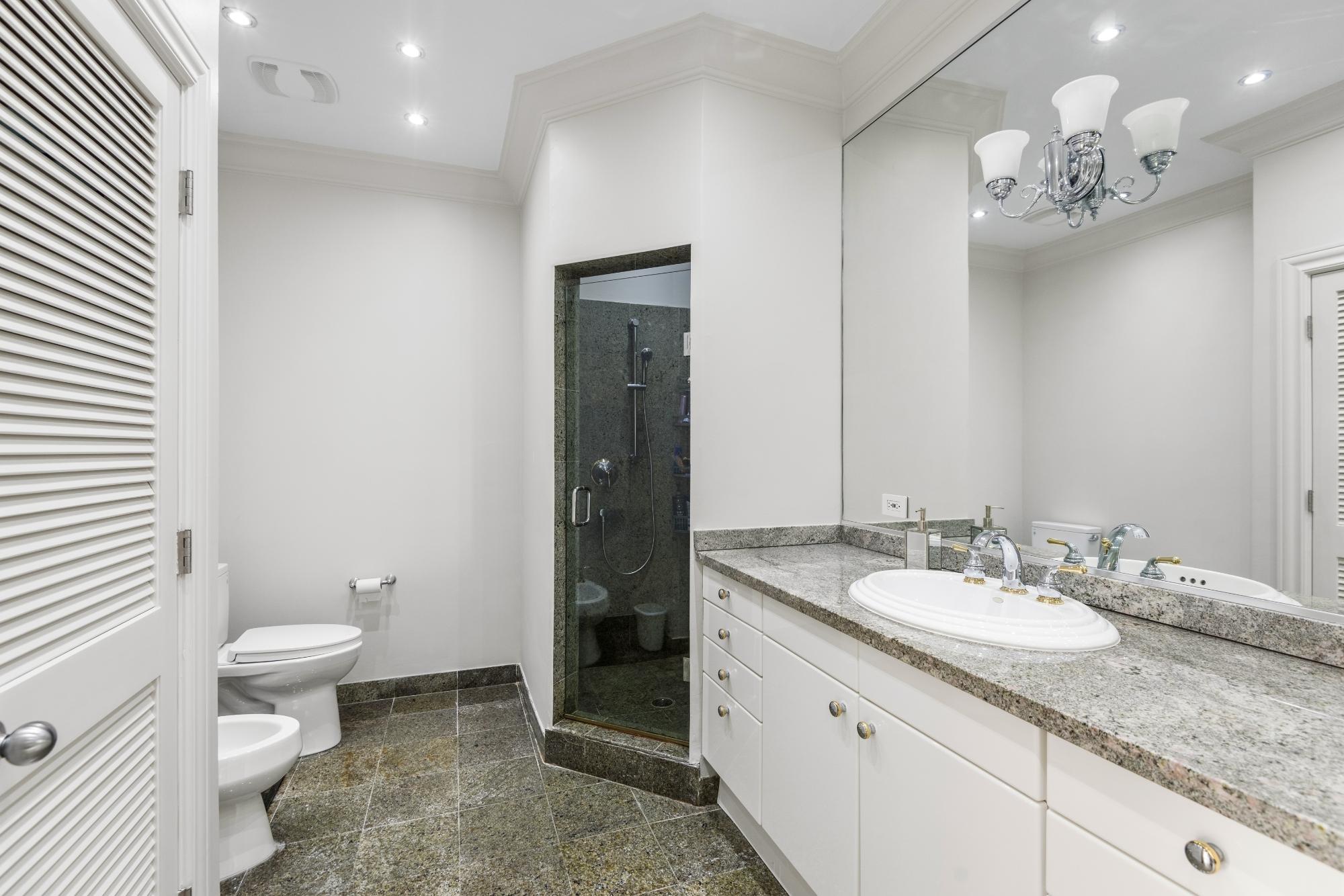 Yolanda PARADISE ISLAND Unit: 5