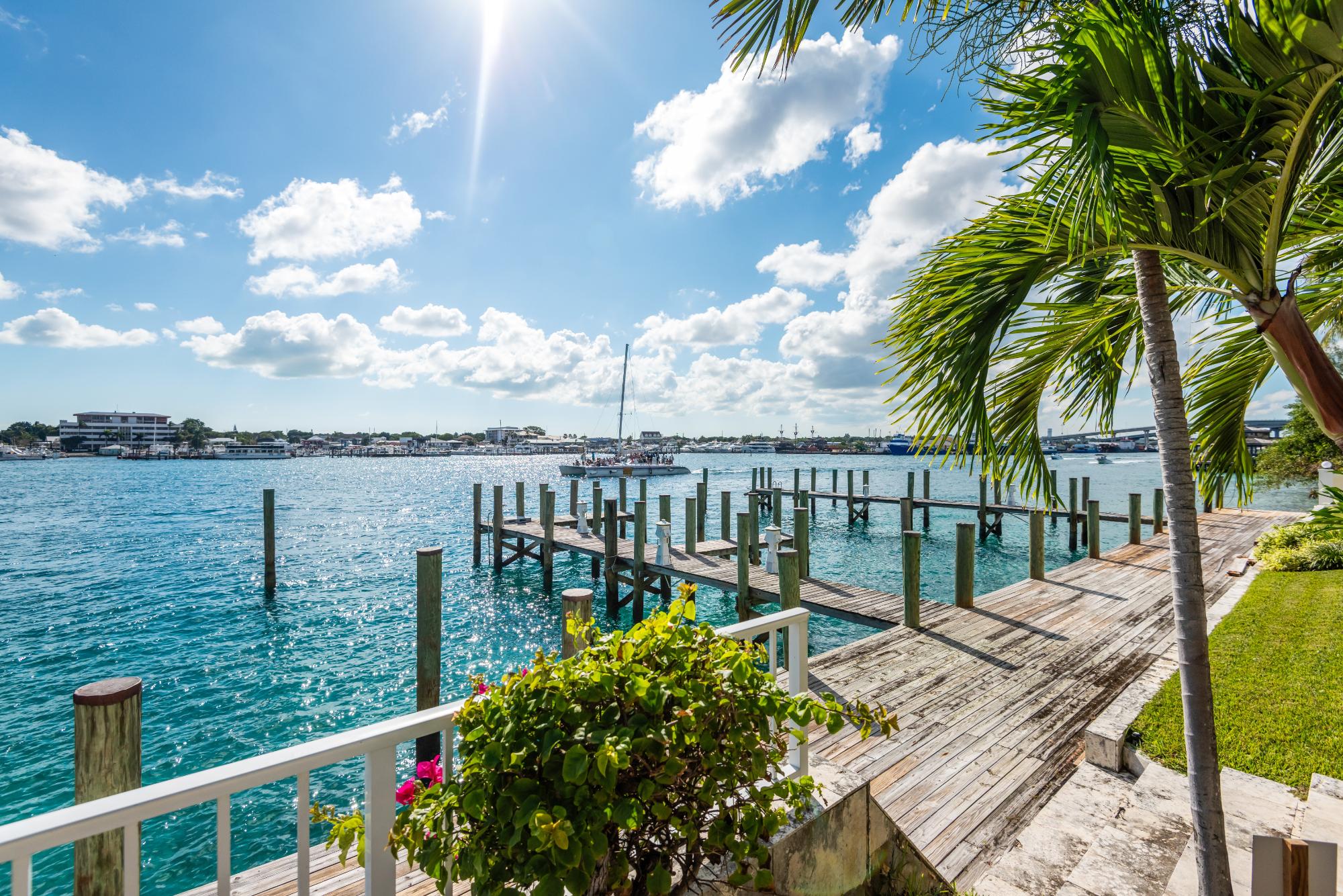 Yolanda PARADISE ISLAND Unit: 5