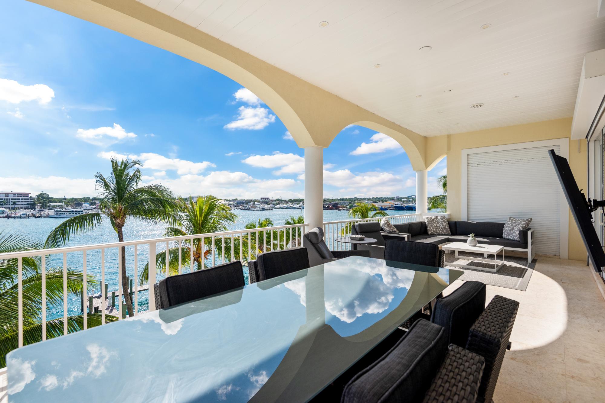 Yolanda PARADISE ISLAND Unit: 5