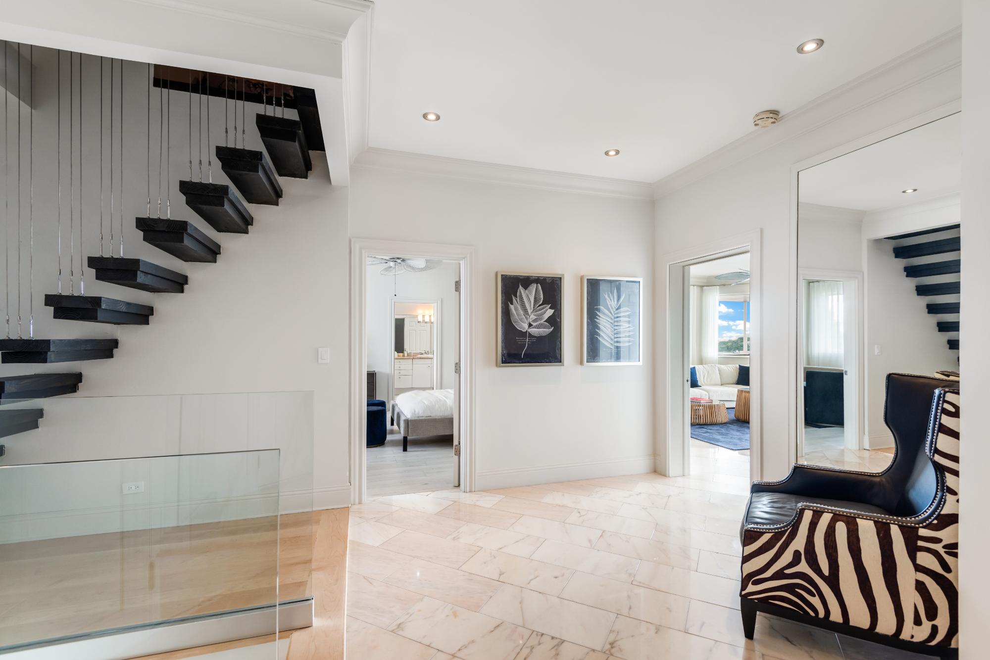 Yolanda PARADISE ISLAND Unit: 5