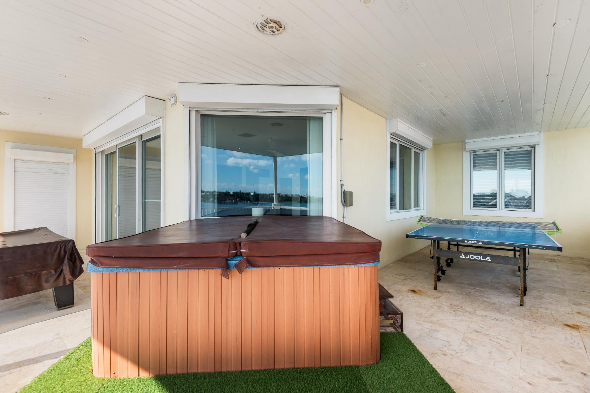 Yolanda PARADISE ISLAND Unit: 5