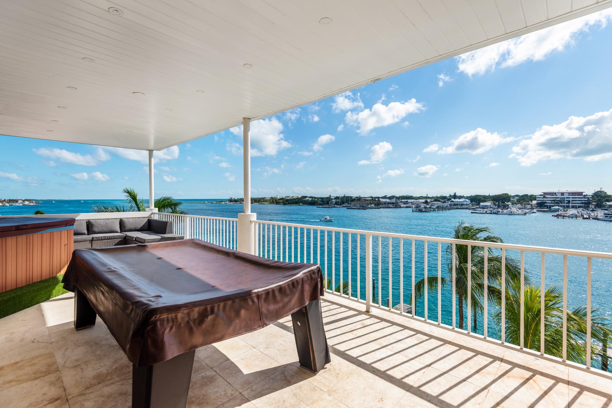 Yolanda PARADISE ISLAND Unit: 5