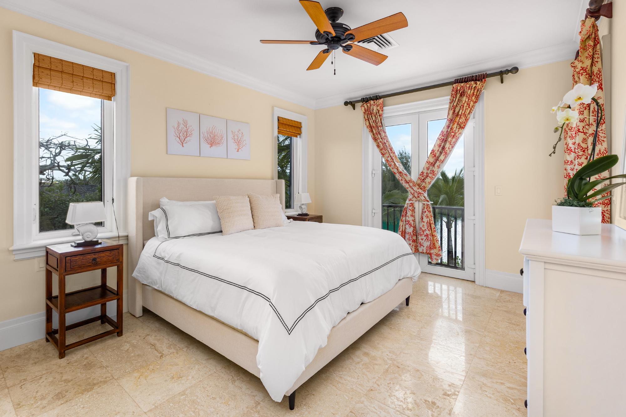 OLD FORT BAY Unit: Amazonia