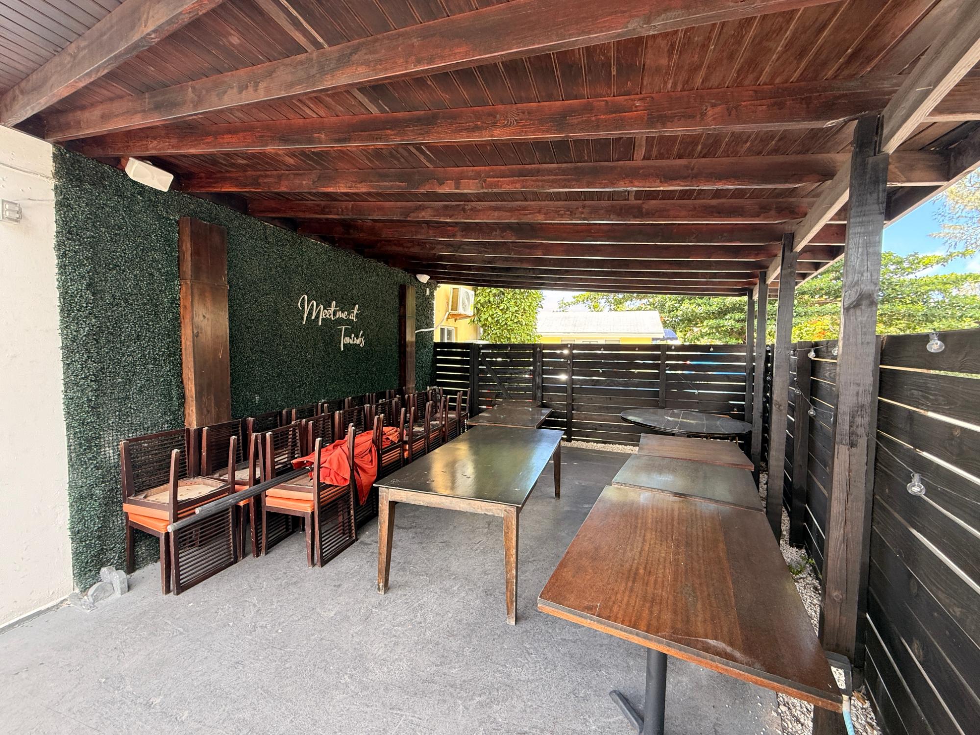 CABLE BEACH RESTAURANT