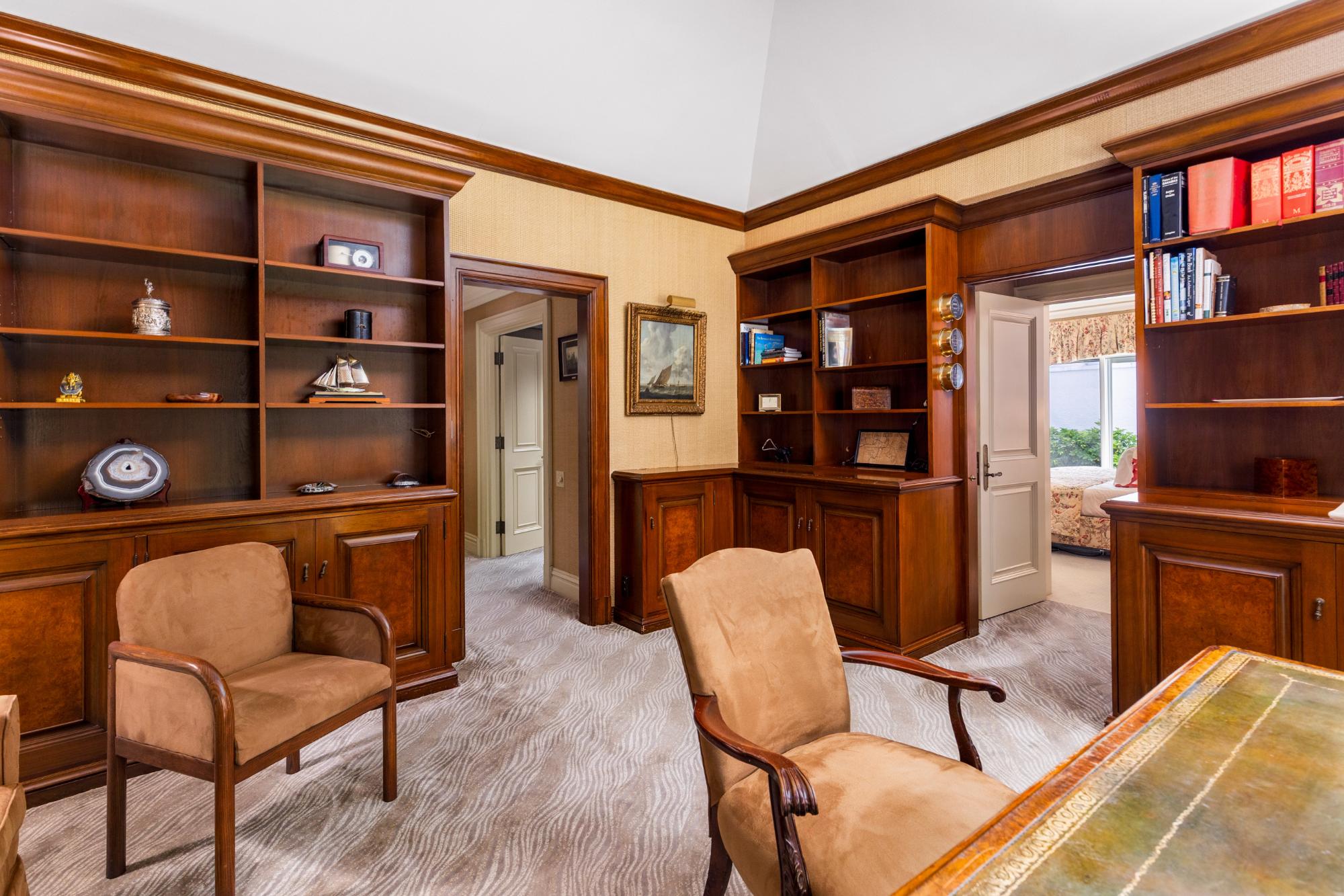 EDGEWATER, LYFORD CAY DR Unit: Oakes
