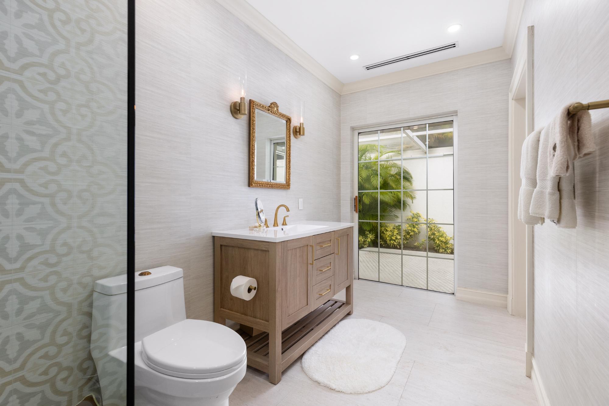 EDGEWATER, LYFORD CAY DR Unit: Oakes