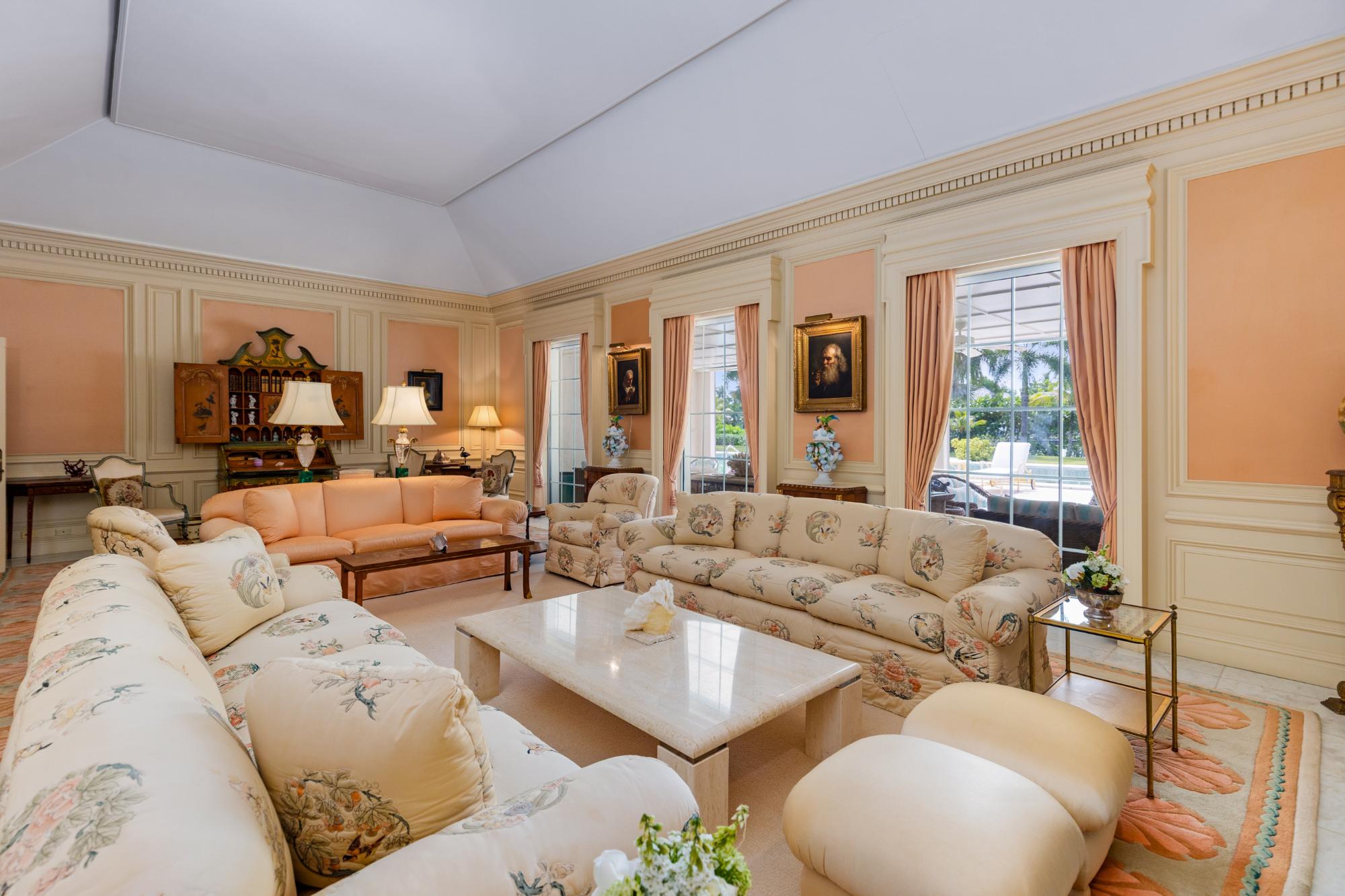 EDGEWATER, LYFORD CAY DR Unit: Oakes