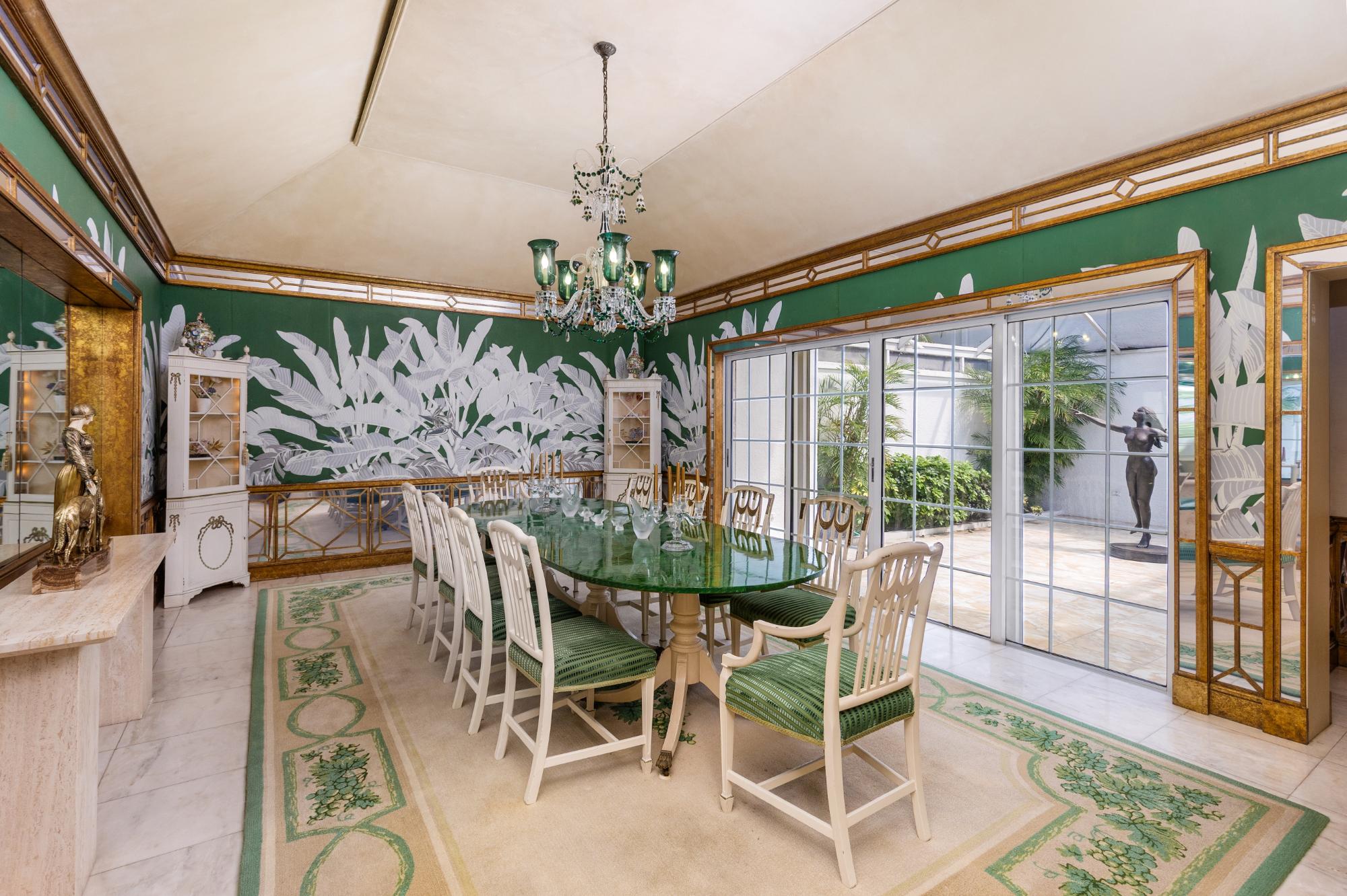 EDGEWATER, LYFORD CAY DR Unit: Oakes