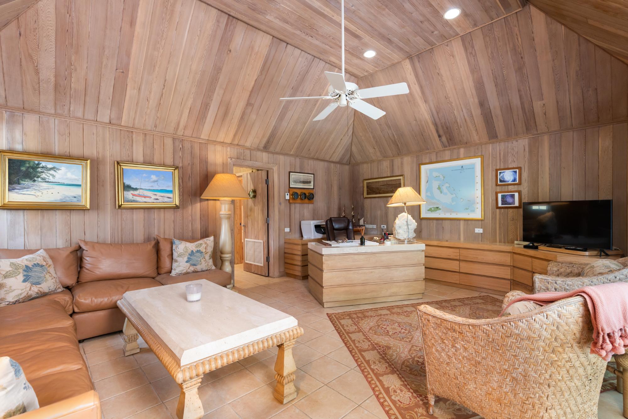 EDGEWATER, LYFORD CAY DR Unit: Oakes
