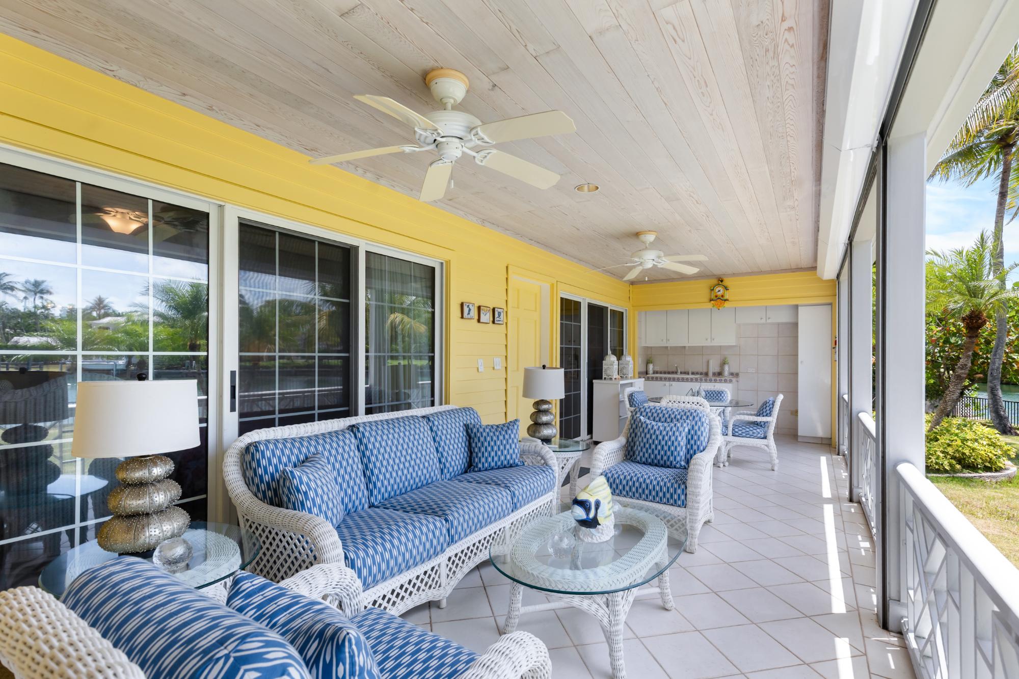 EDGEWATER, LYFORD CAY DR Unit: Oakes