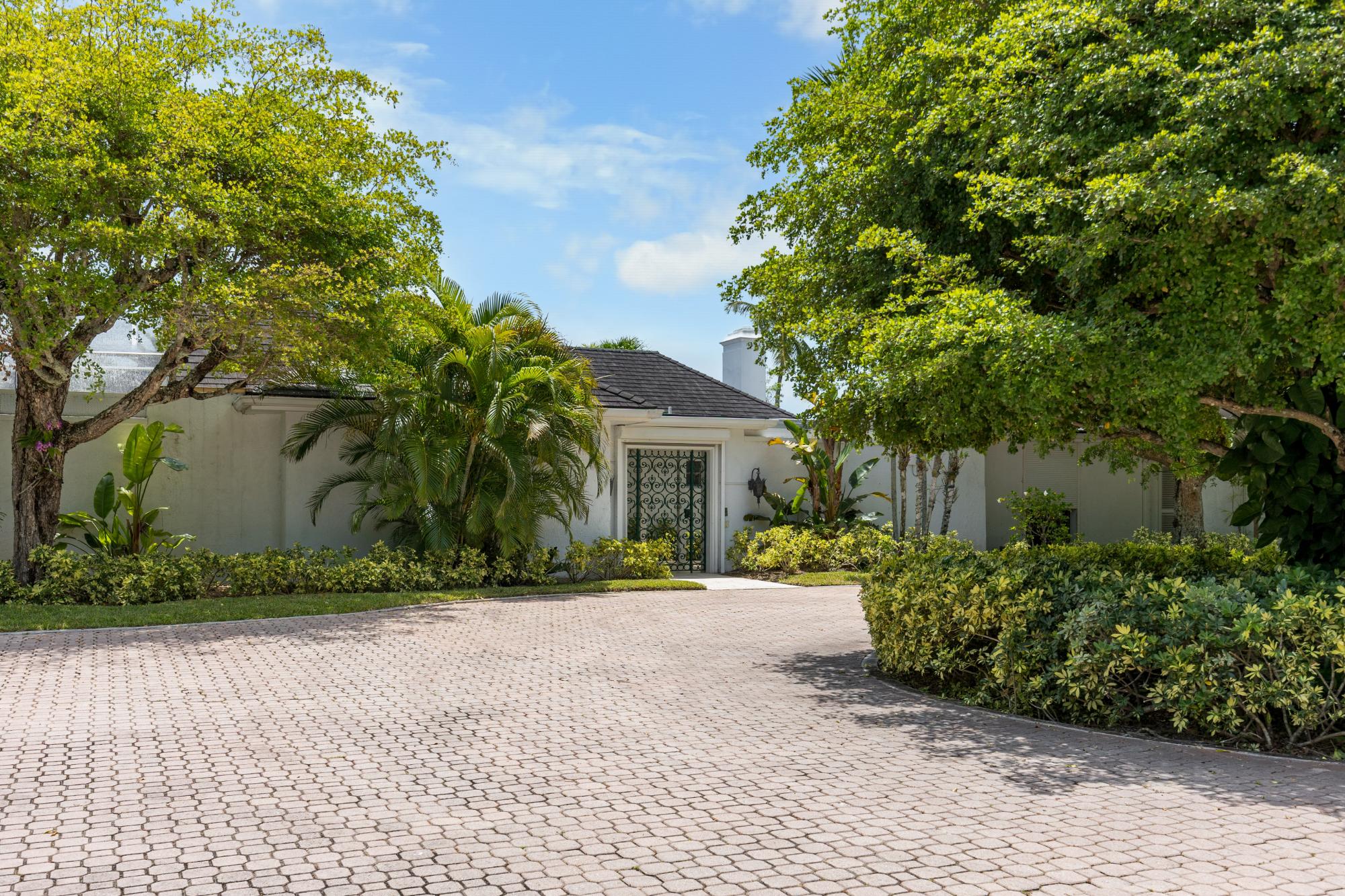 EDGEWATER, LYFORD CAY DR Unit: Oakes