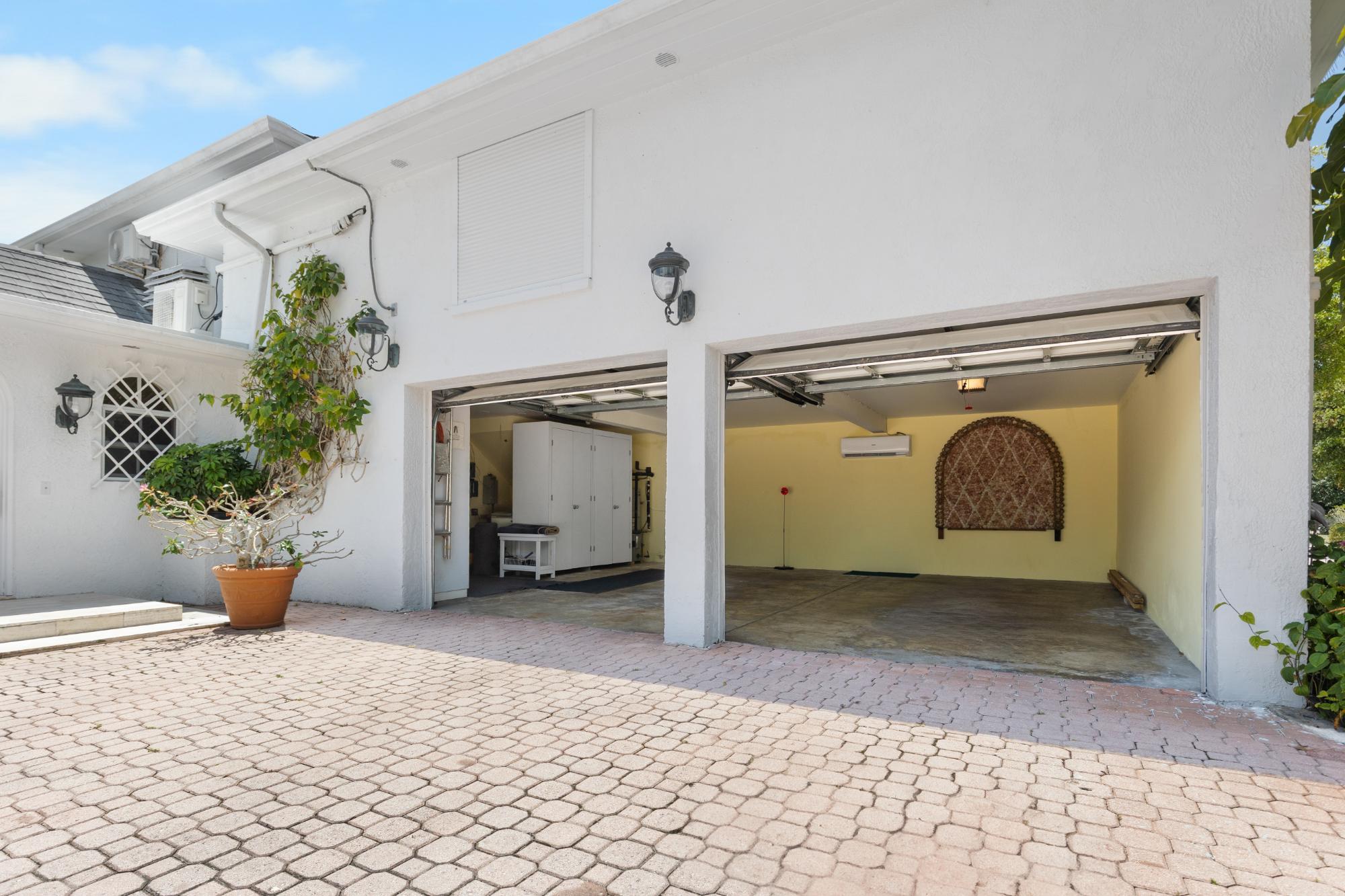 EDGEWATER, LYFORD CAY DR Unit: Oakes