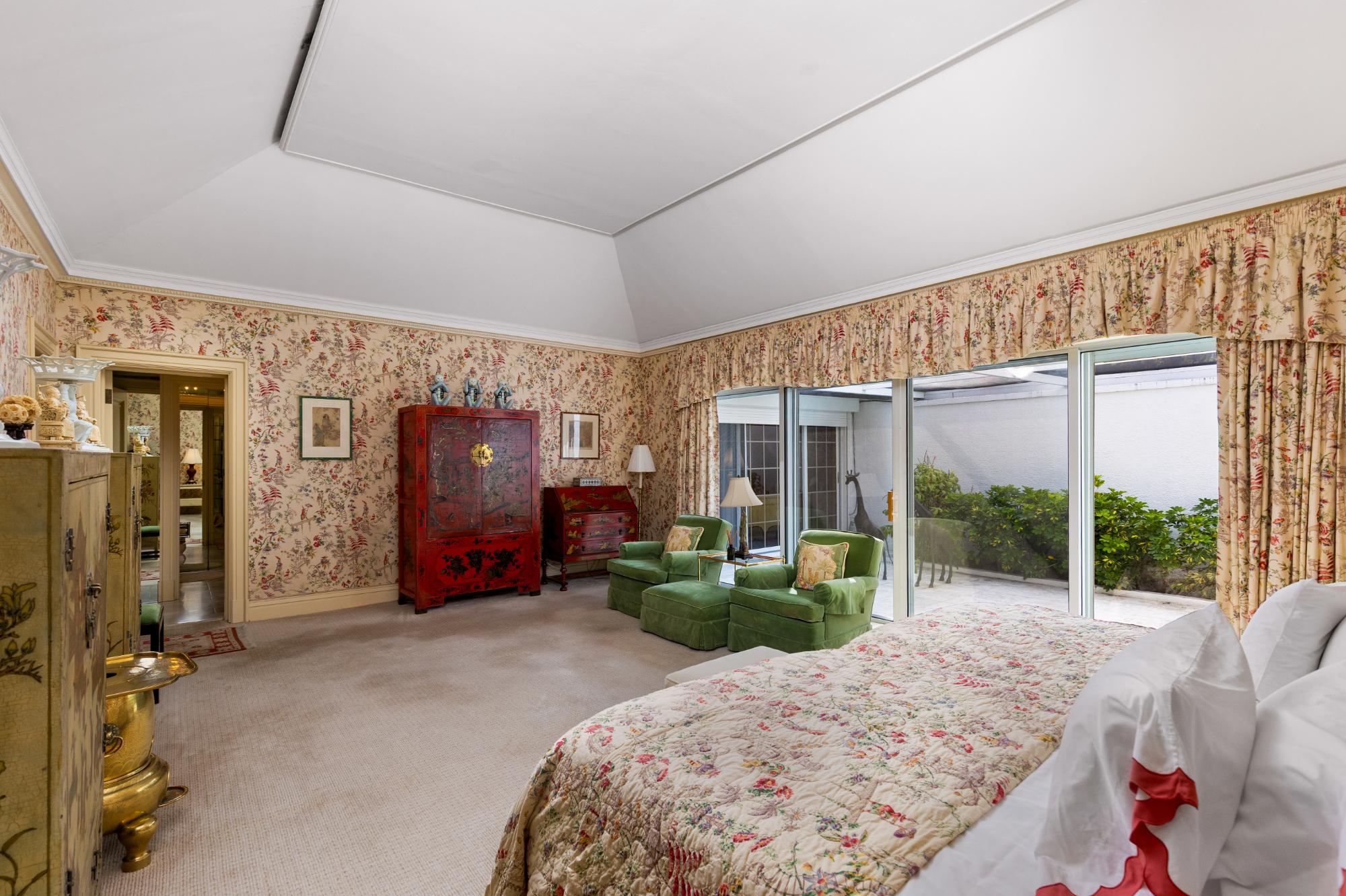 EDGEWATER, LYFORD CAY DR Unit: Oakes